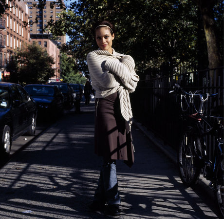 Rosario Dawson アダルトモデル 写真