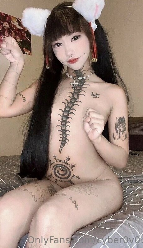 cyber0v0 ホットなスター 写真