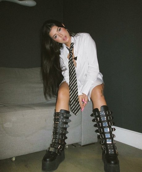 熟女の足オンリーファンズ ポルノ 写真