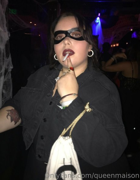 queenmaison アダルトモデル 写真