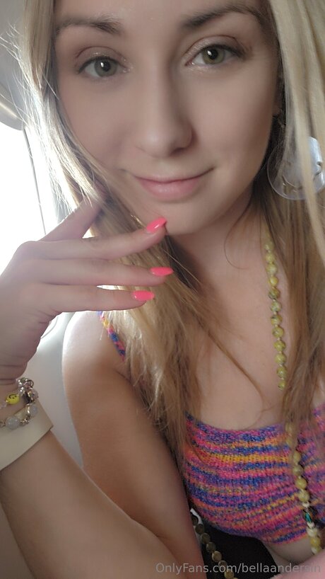 BellaAndersin xxxスター 画像