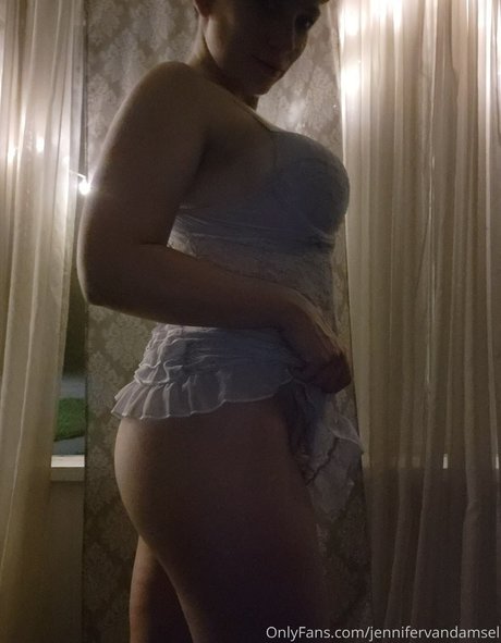 ティーンウェブカメラOnlyFans セクシーヌード 画像