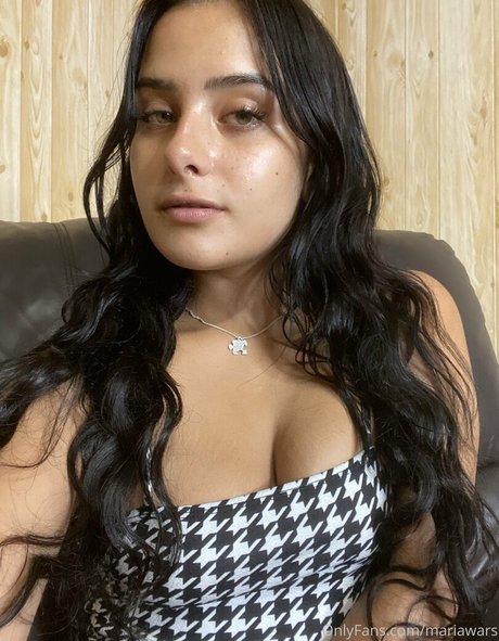 厚い黒檀オンリーファンズ エロチック ギャラリー