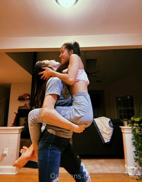 太った足のOnlyFans ホット裸 画像