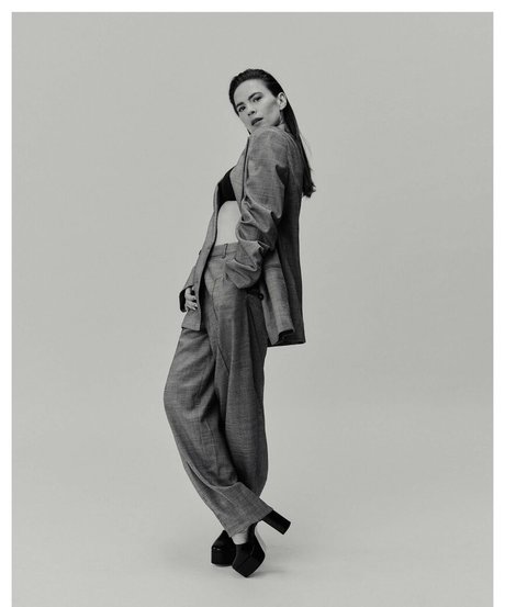 Hayley Atwell ホットなポルノスター 写真