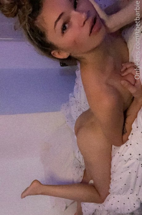 Jaclyn Candela 無料モデル 写真