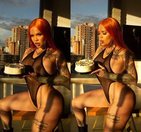 rabbitliciousss 独占モデル 写真