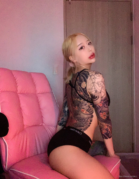 母乳オンリーファン パーフェクト 写真