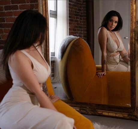 AliRosePB xxxスター 画像