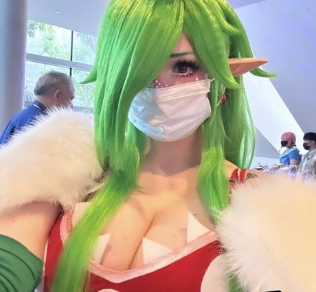 最もホットな小人オンリーファンズ 可愛い 画像