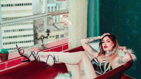 Doce Suicide 無料モデル 写真