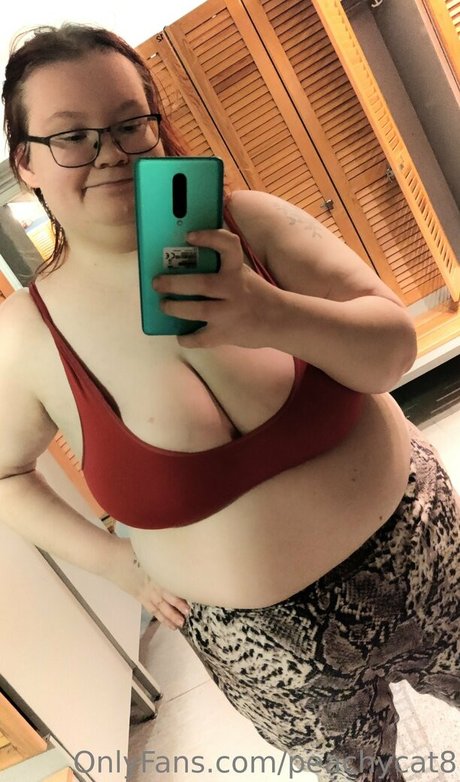 太った足のOnlyFans 無料セクシー 画像