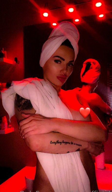 ゲイアナル舐めオンリーファンズ セクシーヌード ギャラリー