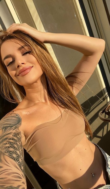 アジア人女性OnlyFans ポルノ 画像