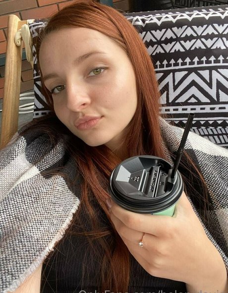 ハロウィン オンリーファン ポルノ 写真