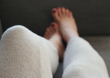 痩せたアジア人ティーン OnlyFans ヌード 写真