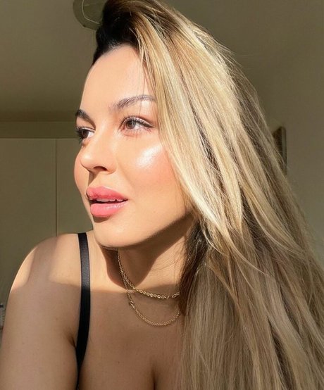 Barbara Goulart 高品質モデル アーカイブ