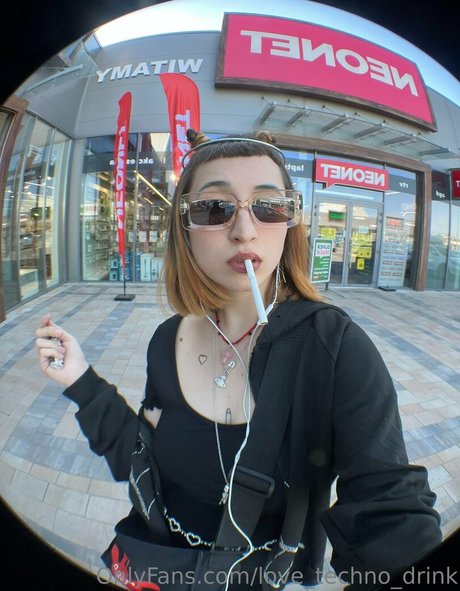 love techno drink アートスター ギャラリー