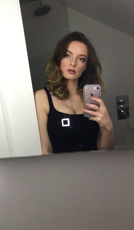 Dakota Blue Richards ポルノスター 裸 ギャラリー