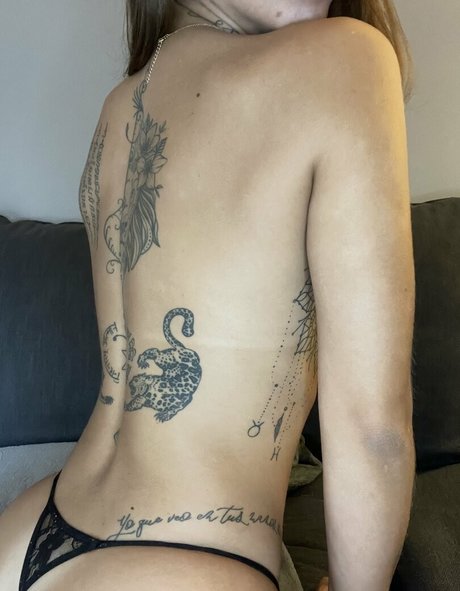 raquelitabr00 ポルノスター 可愛い 画像