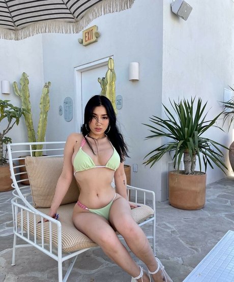 ブルネットの猫OnlyFans 無料セクシー ギャラリー