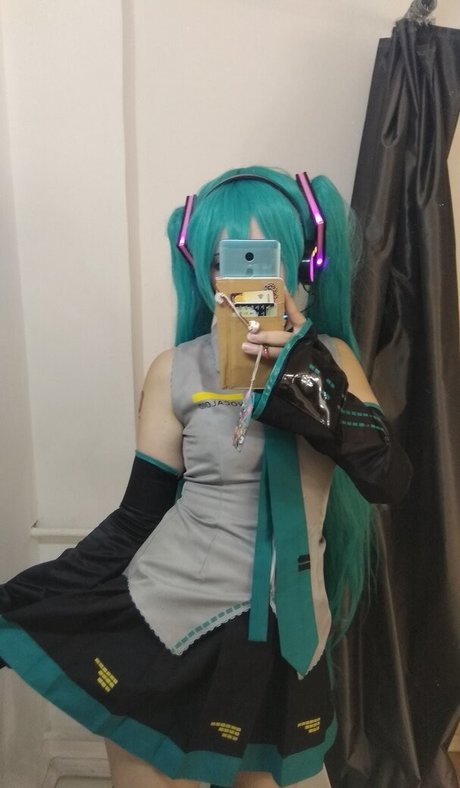 女装オンリーファン トップ 写真