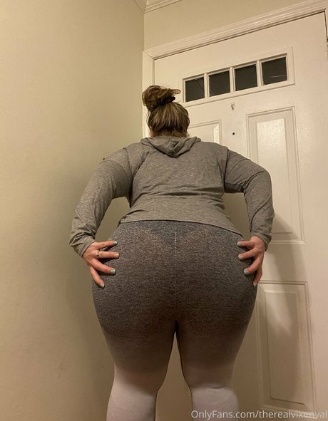 スマイルオンリーファンズ セクシーヌード 写真