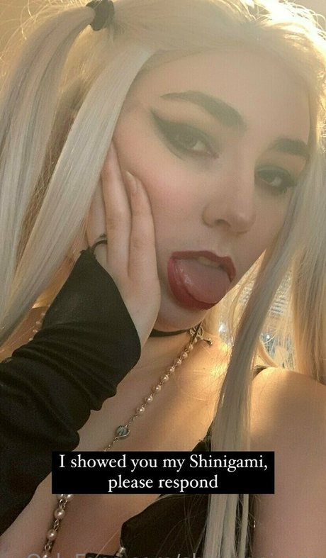 アジア人のティーンの足 オンリーファンズ ホットxxx 写真