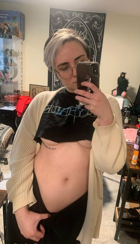 ぽっちゃり黒人OnlyFans アート裸 写真