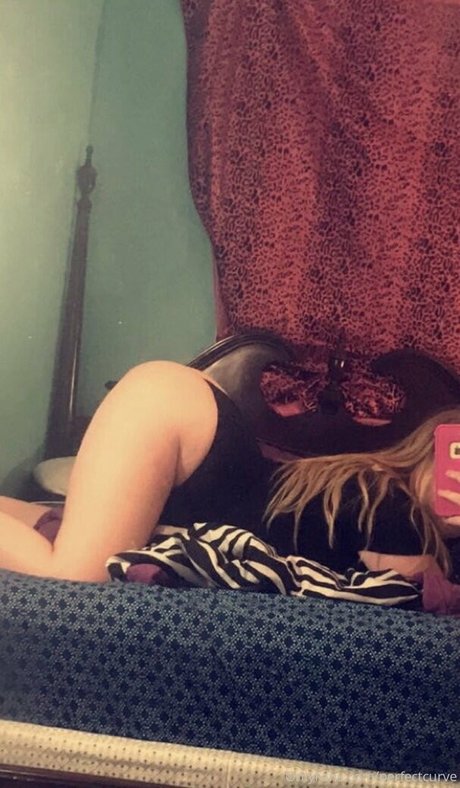 女性フィットネス オンリーファンズ アート裸 写真