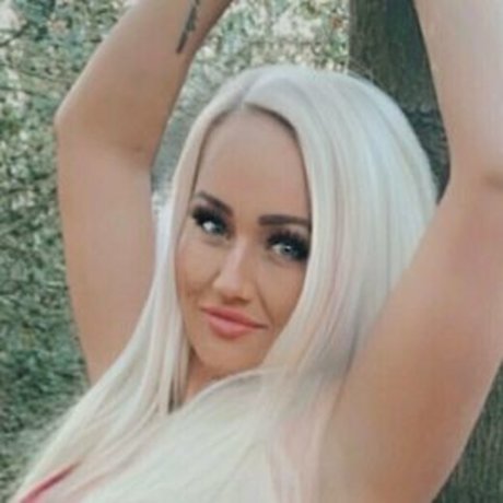 miss clover ヌードスター 写真