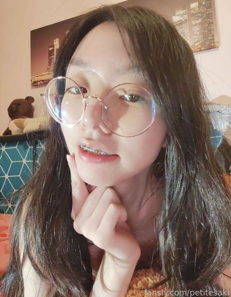 アジア人 BBC オンリーファンズ えろ 写真