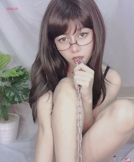 Violet Airis 最高のモデル 写真