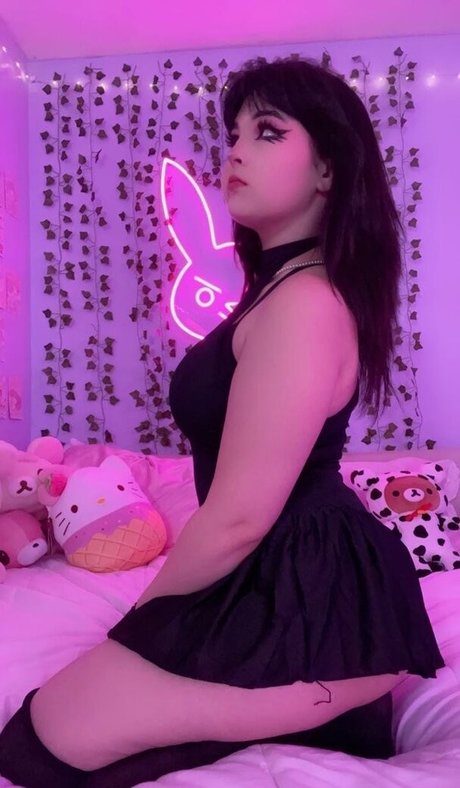 パフィーオンリーファンズ ホットxxx 写真