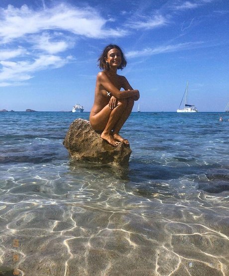 Nathalie Kelley ホットモデル 写真