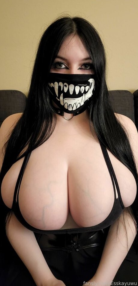 ティーンのアナルオンリーファン えろた 写真