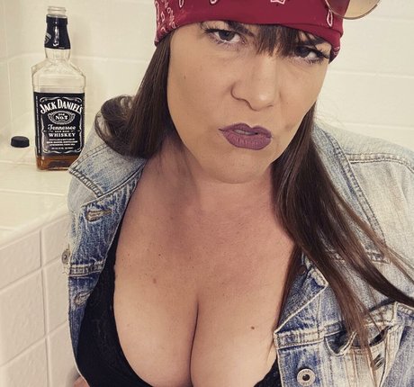 ブロンドビキニOnlyFans 美しい裸 画像