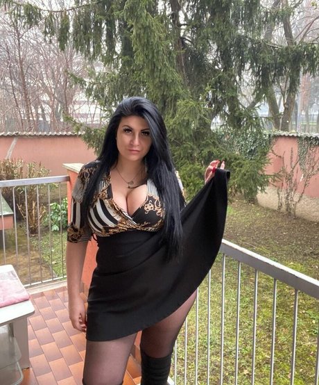 Laura Palermo 最高のスター 画像