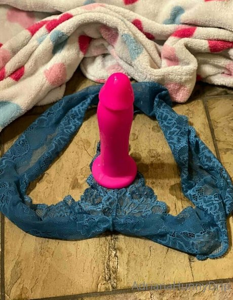 adrianahunnydrip ホットモデル 画像