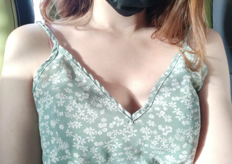 日本の女子高生OnlyFans セクシー裸 写真