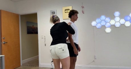 Mondragon Chiropractic HDスター 写真