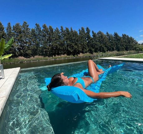 クーガーオンリーファンズ アートxxx 写真