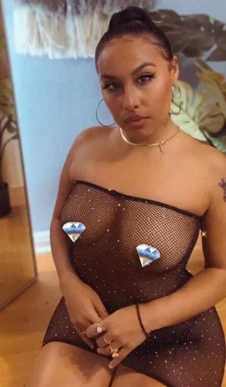 starseedmami ポルノモデル 写真