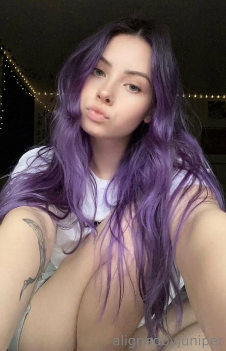 ティーンランジェリーOnlyFans 美しいヌード 画像