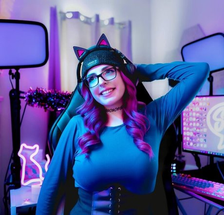 Simby エロティックなスター 写真