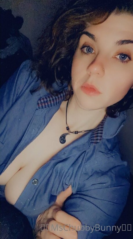 アマチュアヌードオンリーファンズ ホット 画像