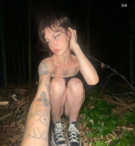 kazumiiaddii ホットモデル 写真