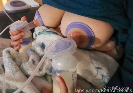 RealAliceFalls 美しいモデル アーカイブ