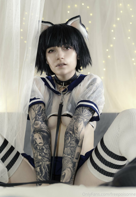 大学生のオンリーファンズ ホットxxx 写真