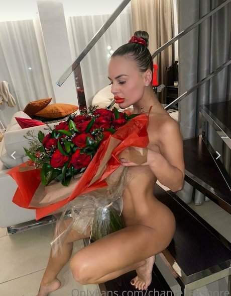 巨乳の熟女オンリーファンズ セクシーxxx 写真